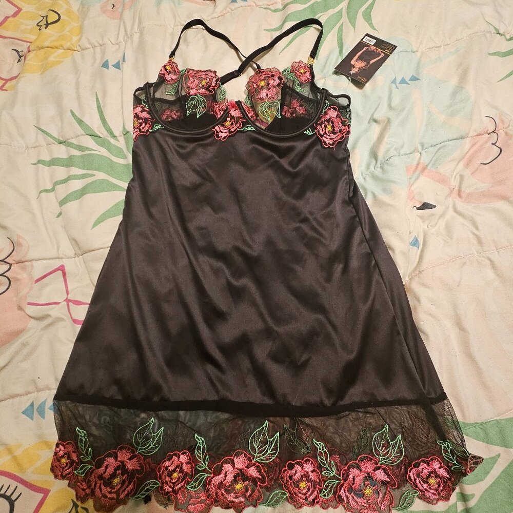Peony Chemise, Medium